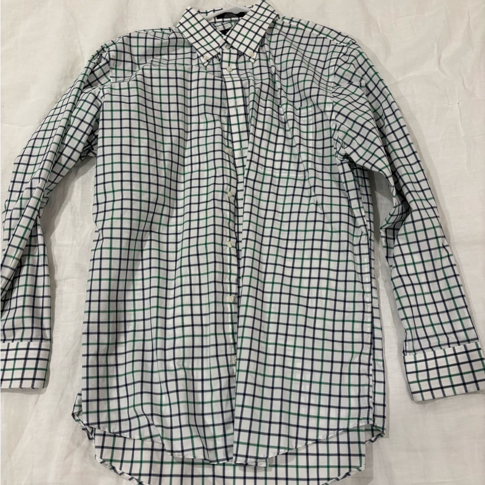 NWOT Nordstrom Casual Green and White Plaid Shirt button down
